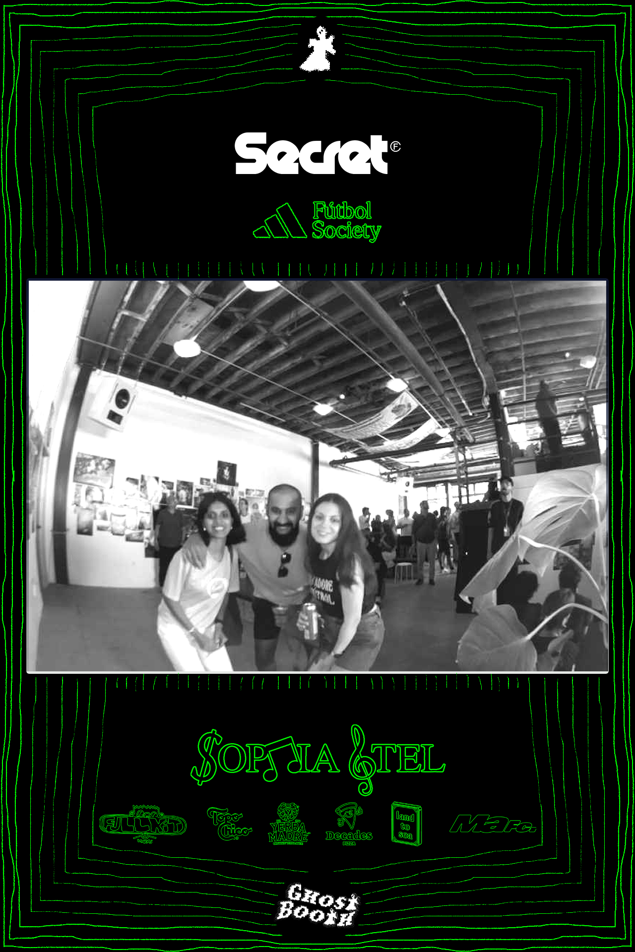 Ghostbooth photo 6:33 pm